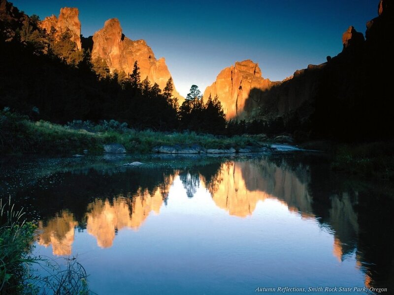 Autumn Reflections at Smith Rock