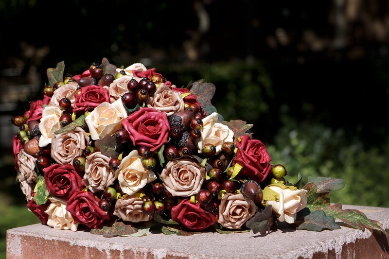 Autumn Rose Bouquet — Red