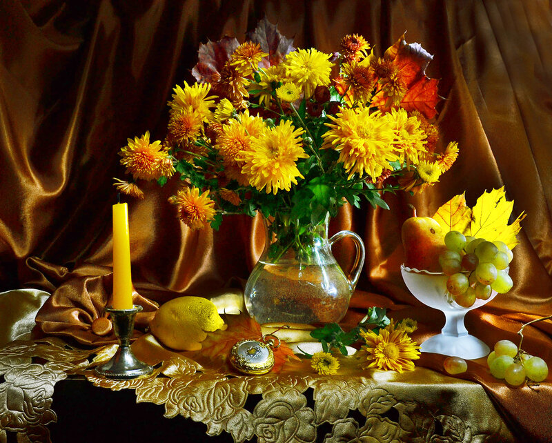 Autumn Still Life — Yellow, Dramatic