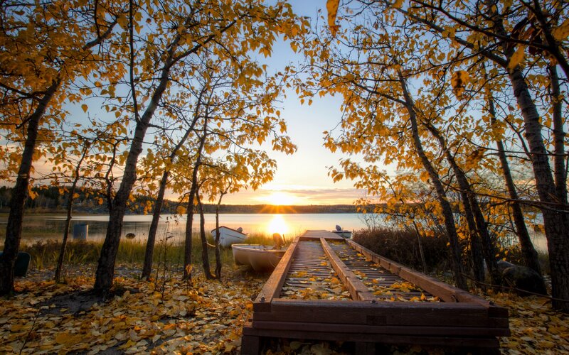 Autumn sunset at the lake
