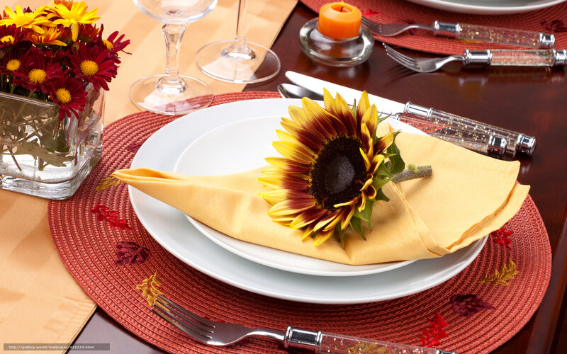 Autumn table setting with sunflower