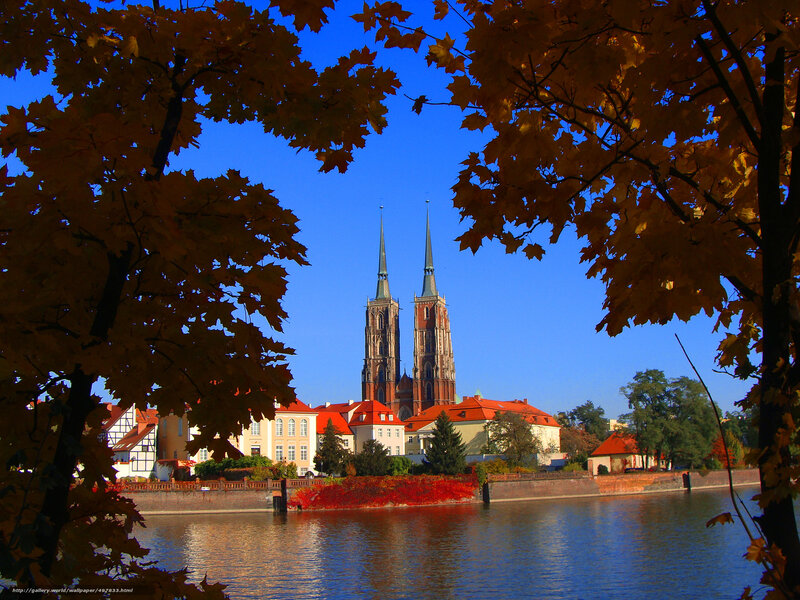Autumn view of Wawel Cathedral