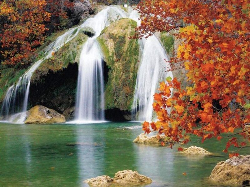 Autumn Waterfall — Green