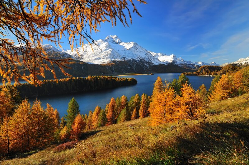 Autumnal Lake and Mountains — Blue