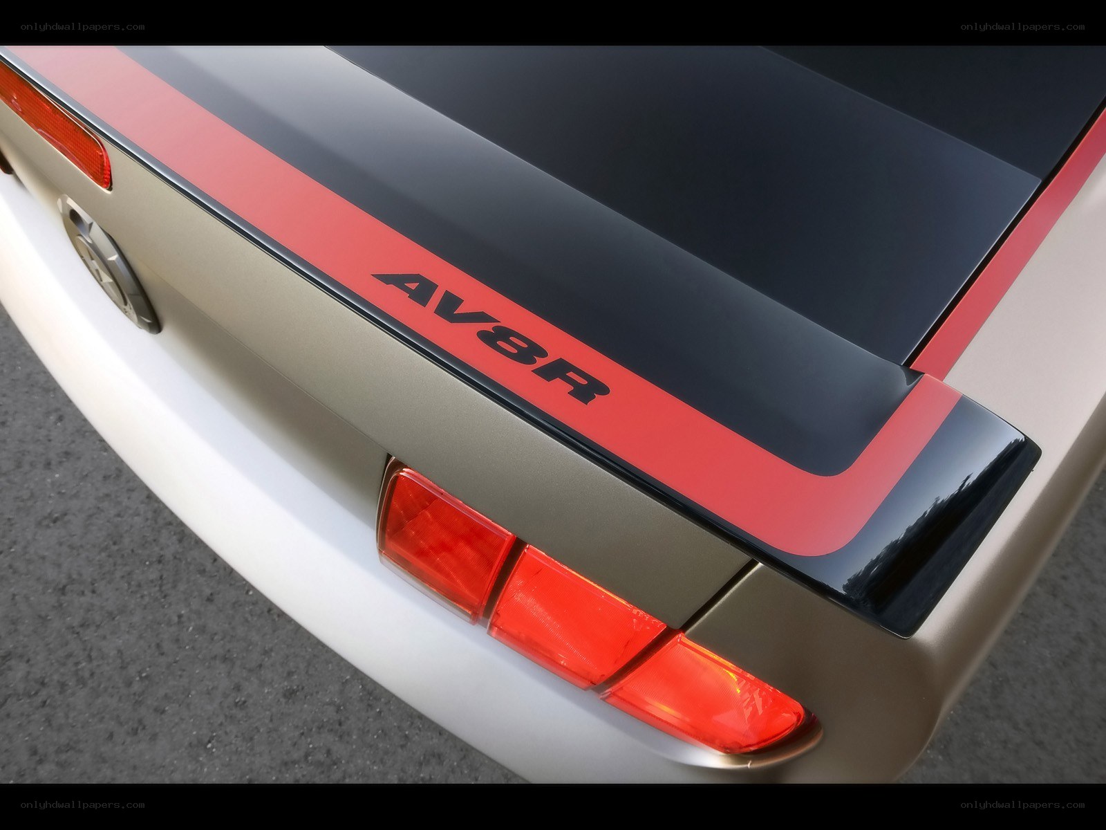 AV8R car rear badge