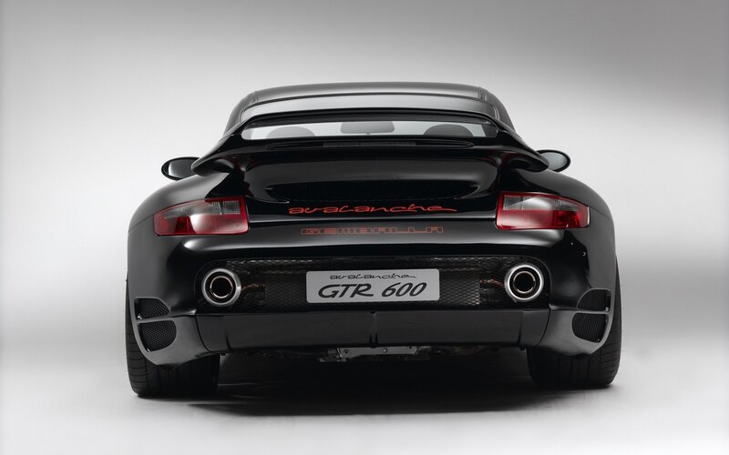 Avalanche GTR 600 rear view