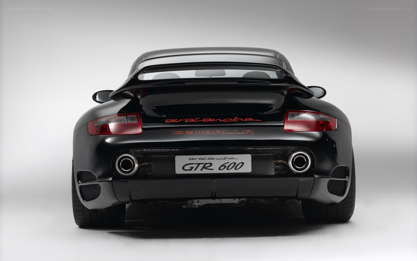 Avalanche GTR 600 rear view