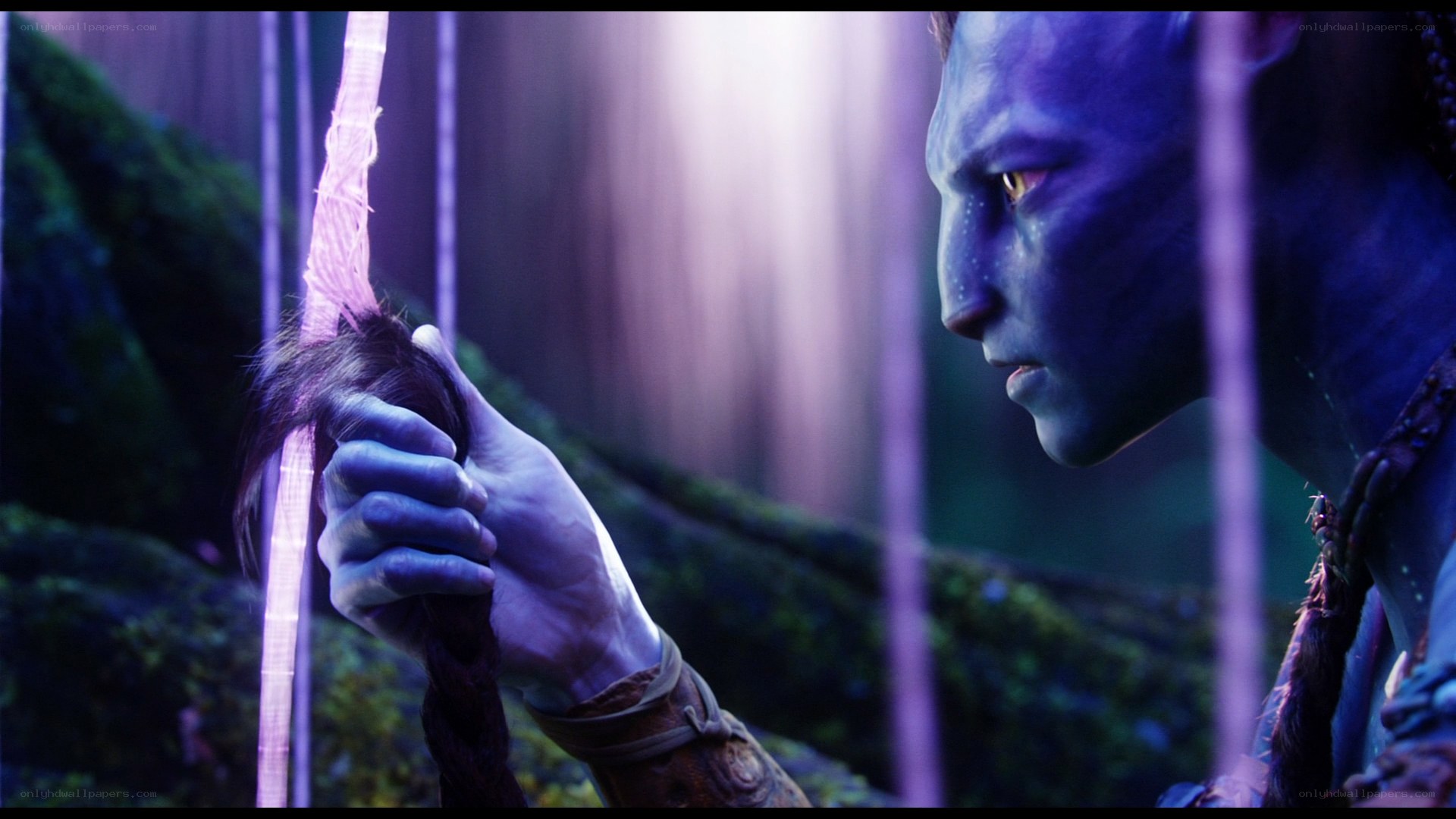Avatar character holding hair