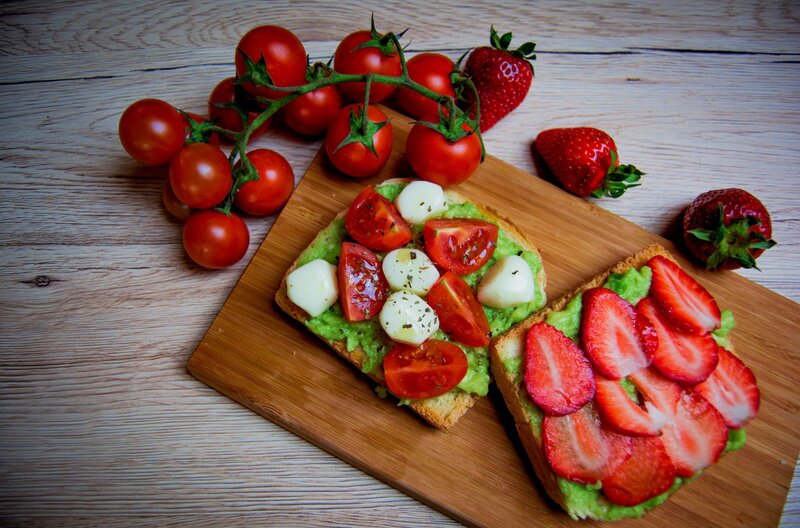 Avocado Toast with Tomatoes