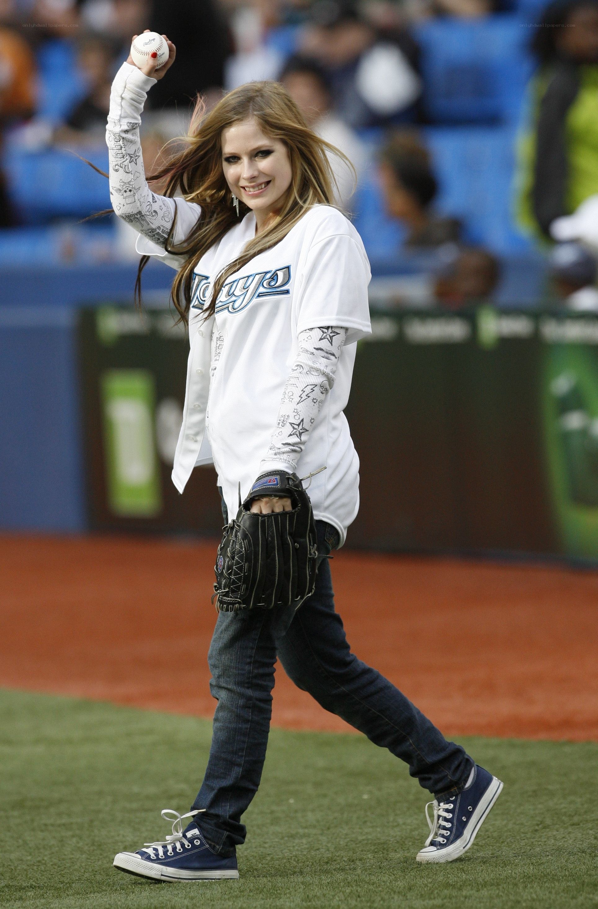 Avril Lavigne at baseball game