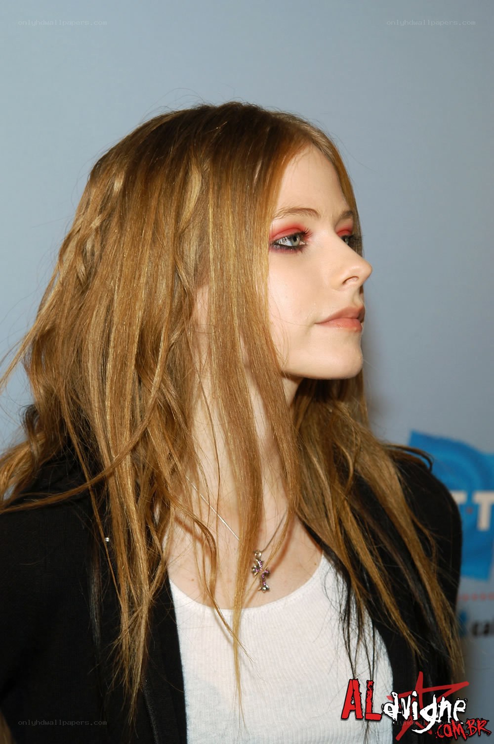 Avril Lavigne at event