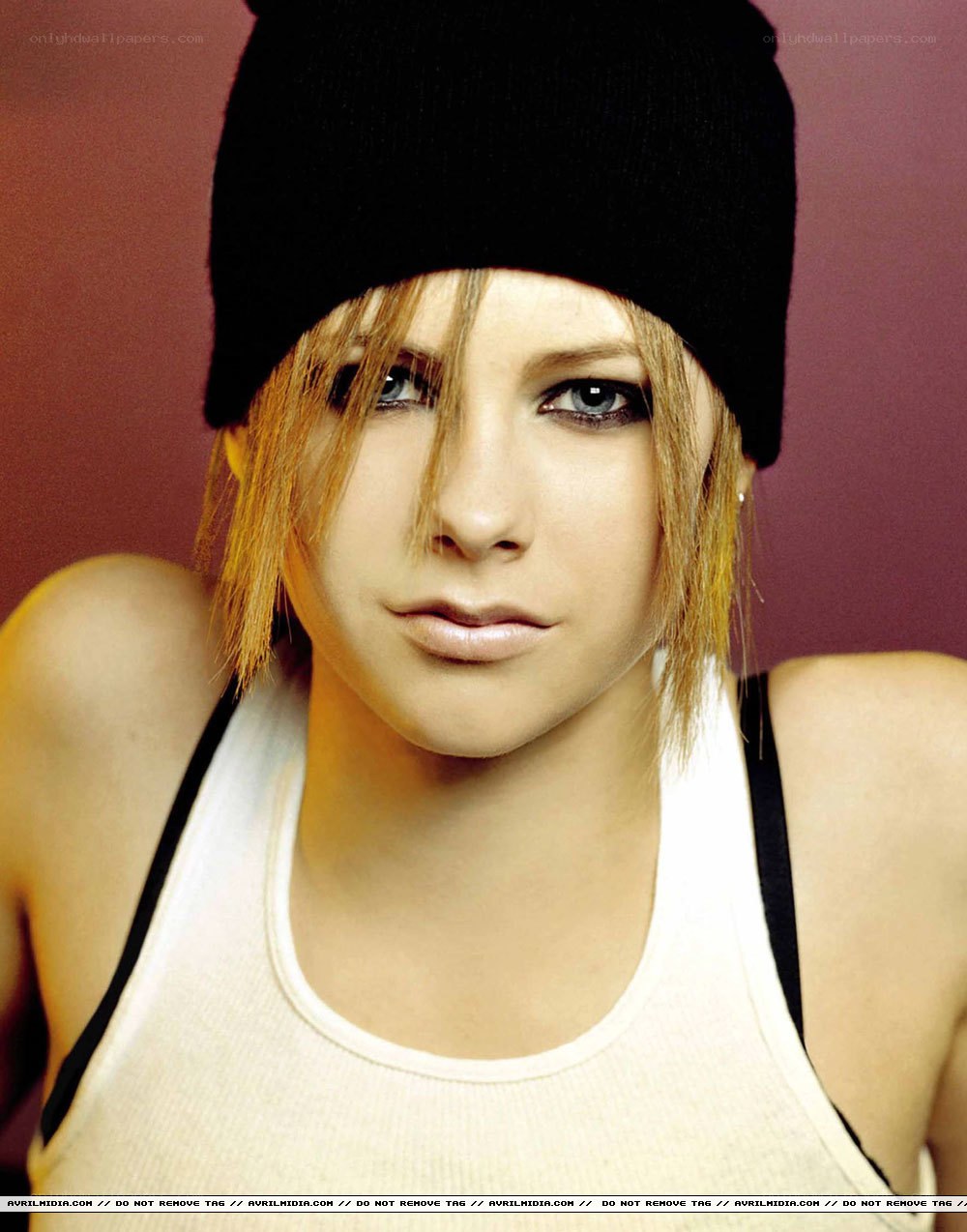 Avril Lavigne in a beanie