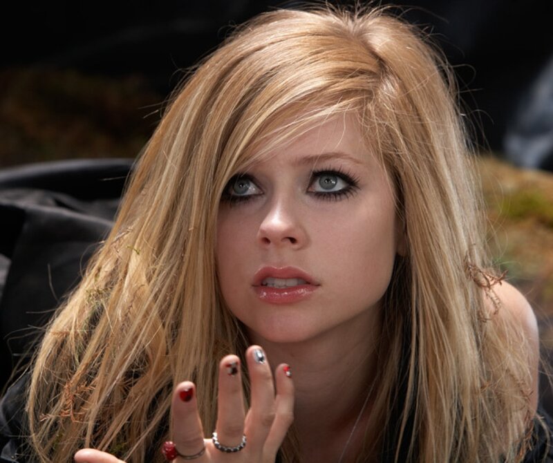 Avril Lavigne in a dramatic pose