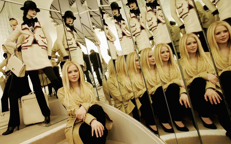 Avril Lavigne in a fashion display