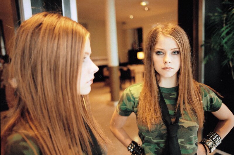 Avril Lavigne in camouflage