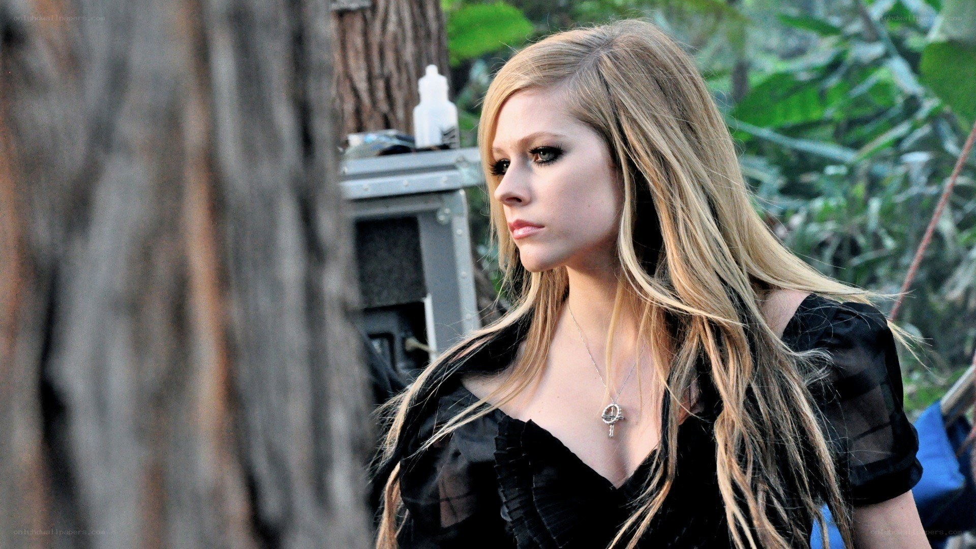 Avril Lavigne in forest