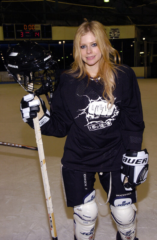 Avril Lavigne in hockey gear