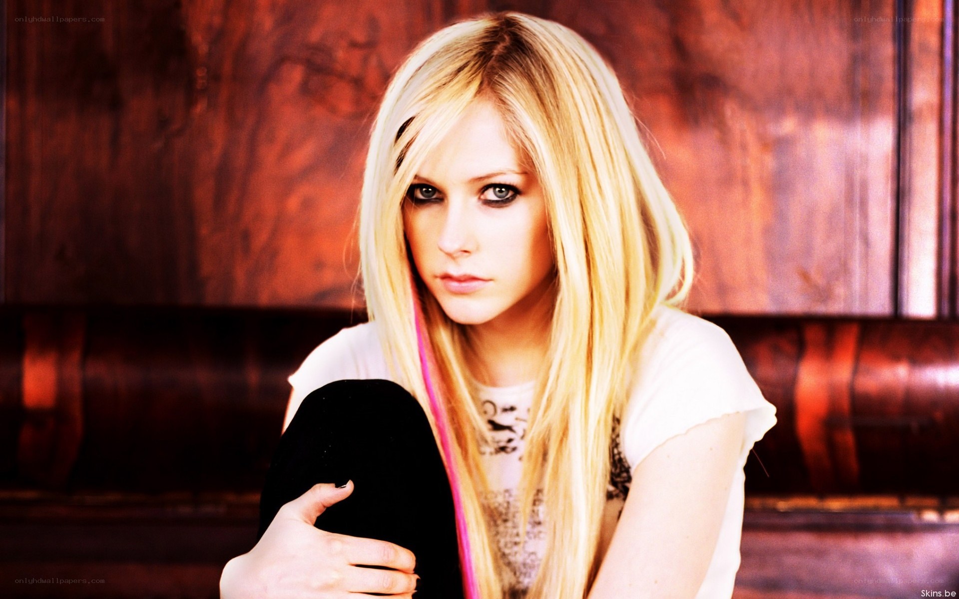 Avril Lavigne portrait