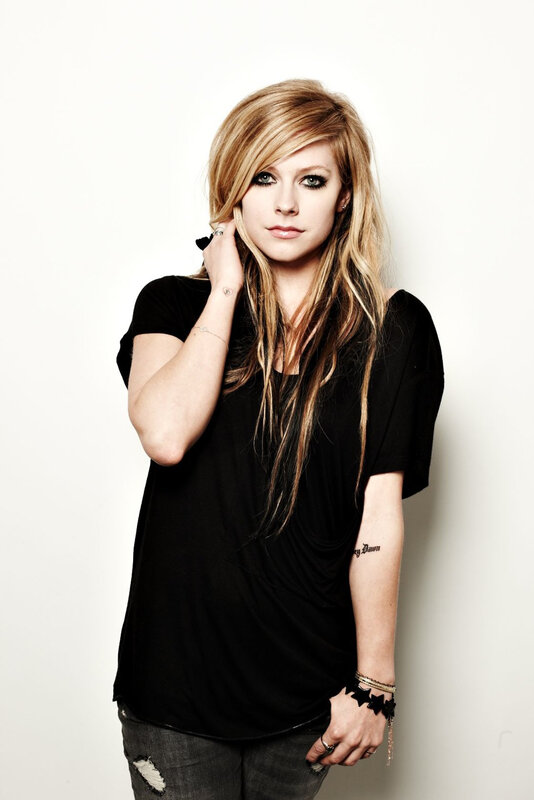 Avril Lavigne portrait