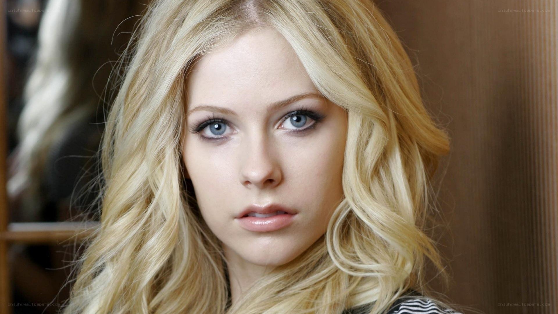Avril Lavigne portrait