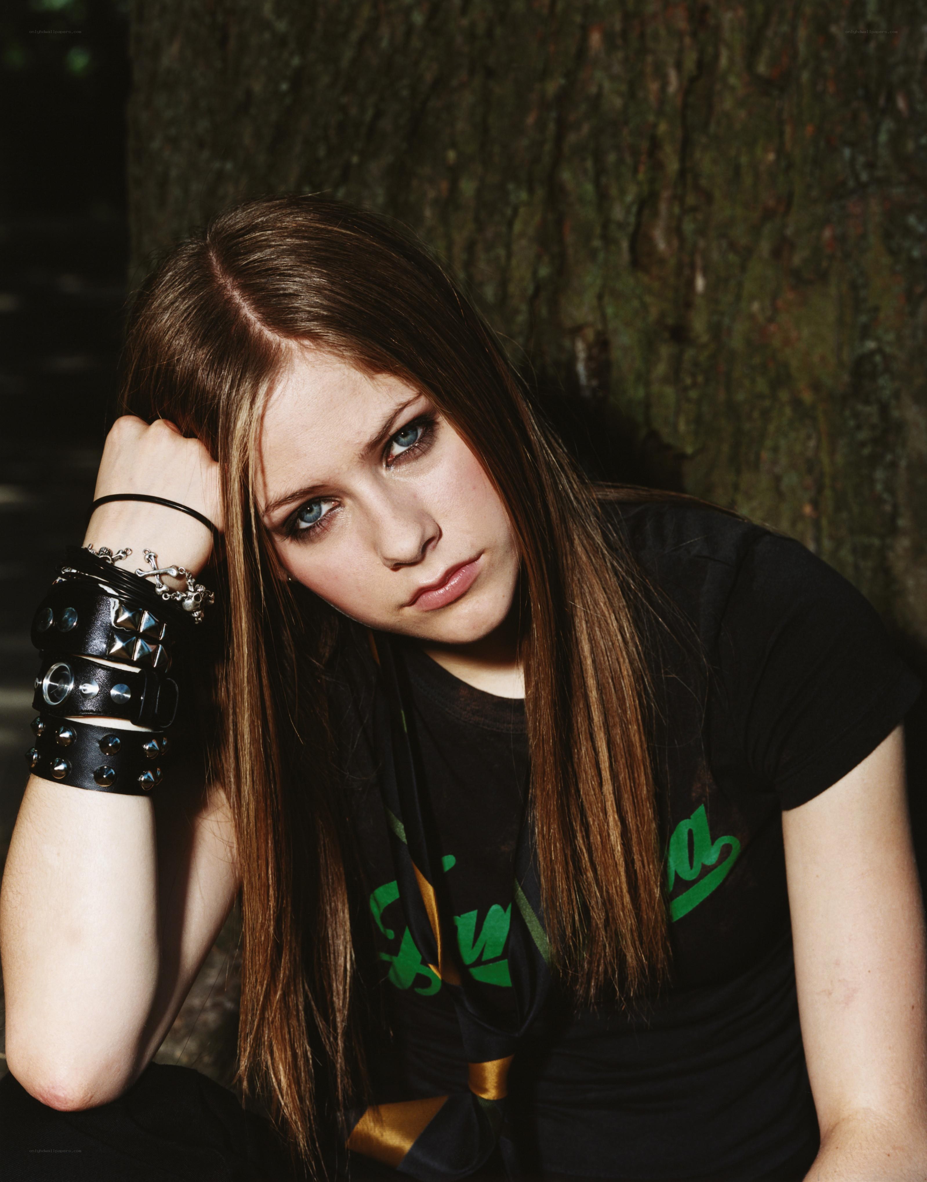 Avril Lavigne portrait