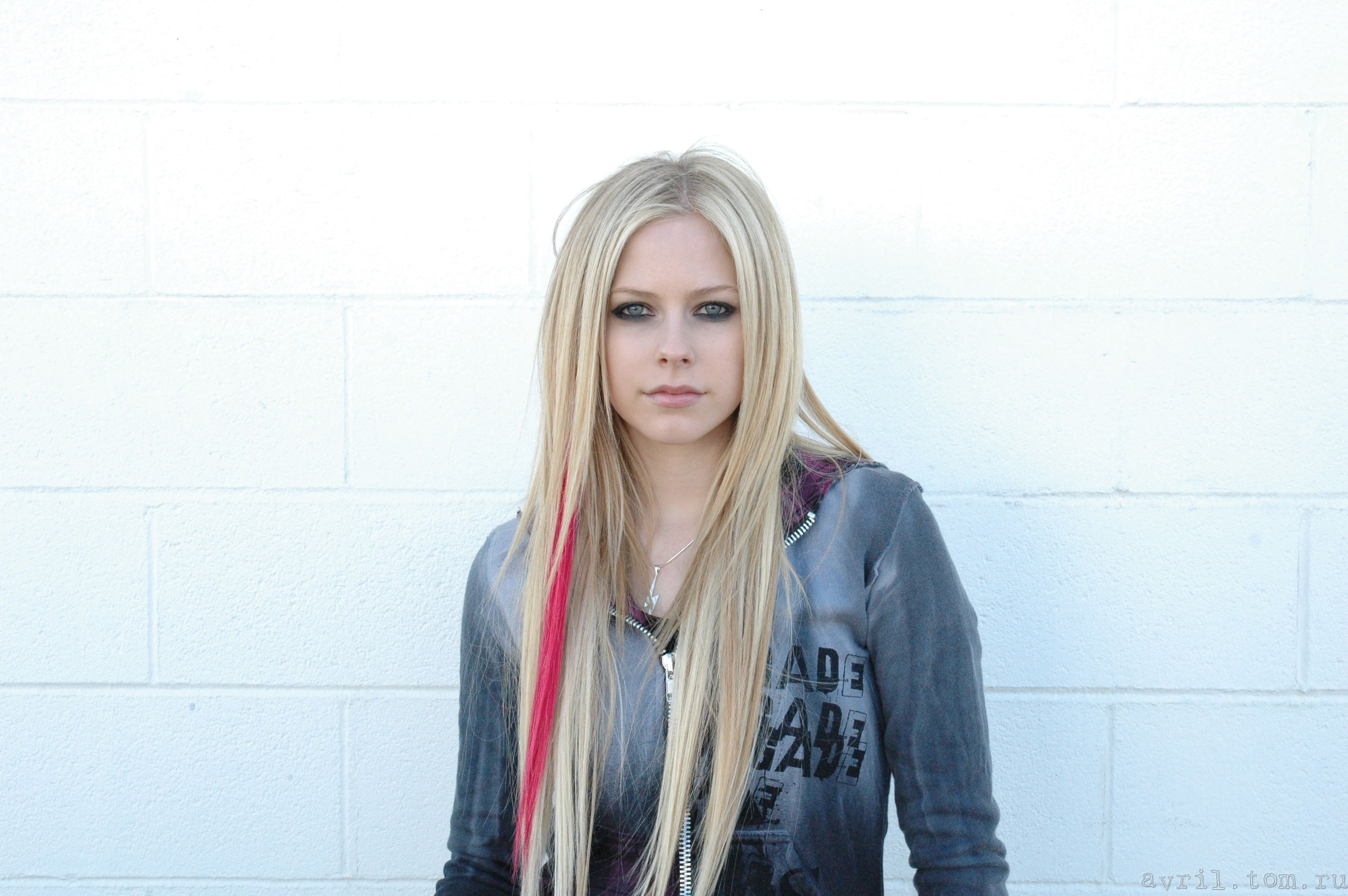 Avril Lavigne portrait
