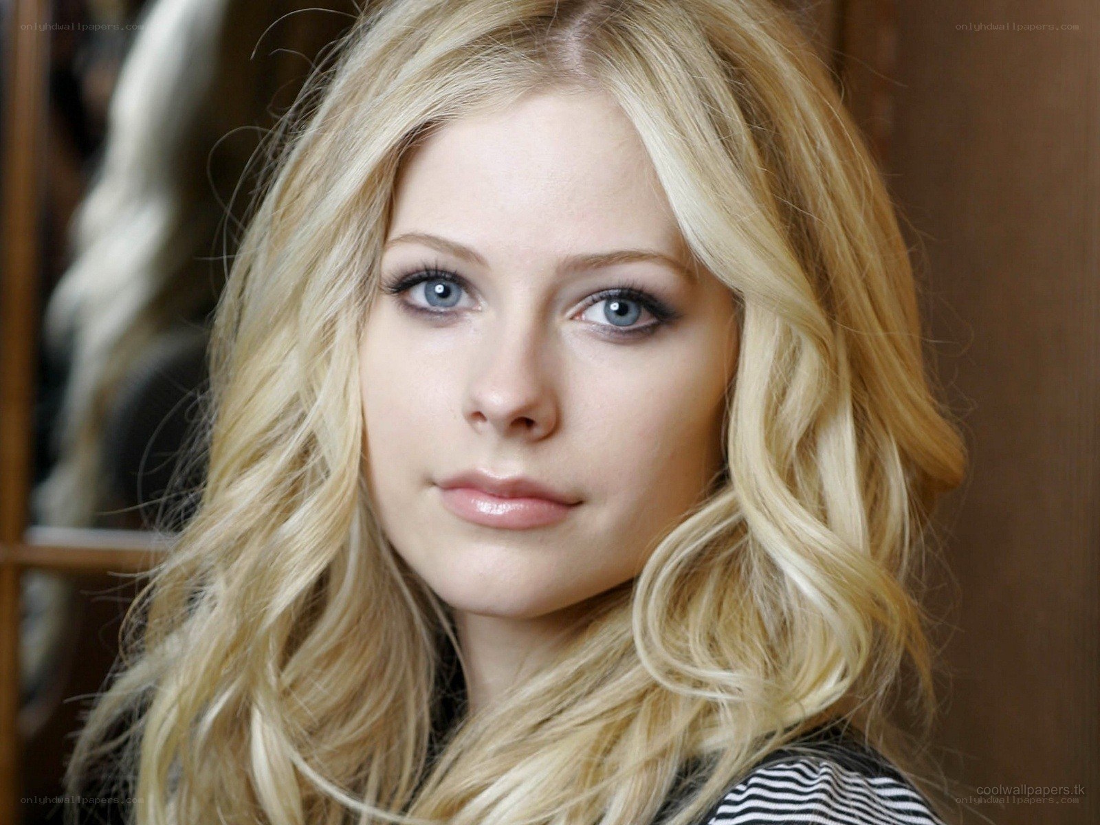 Avril Lavigne portrait