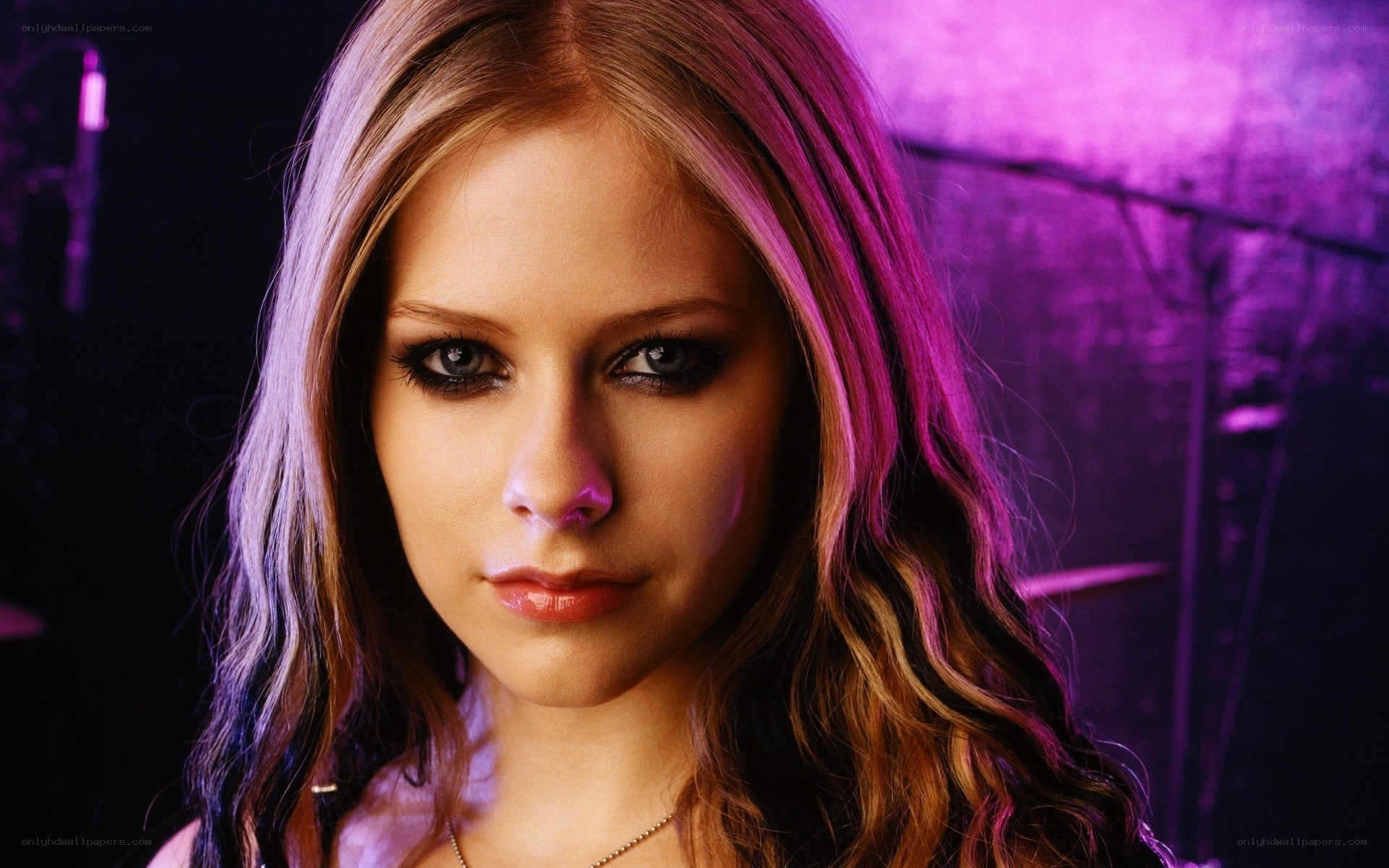 Avril Lavigne portrait