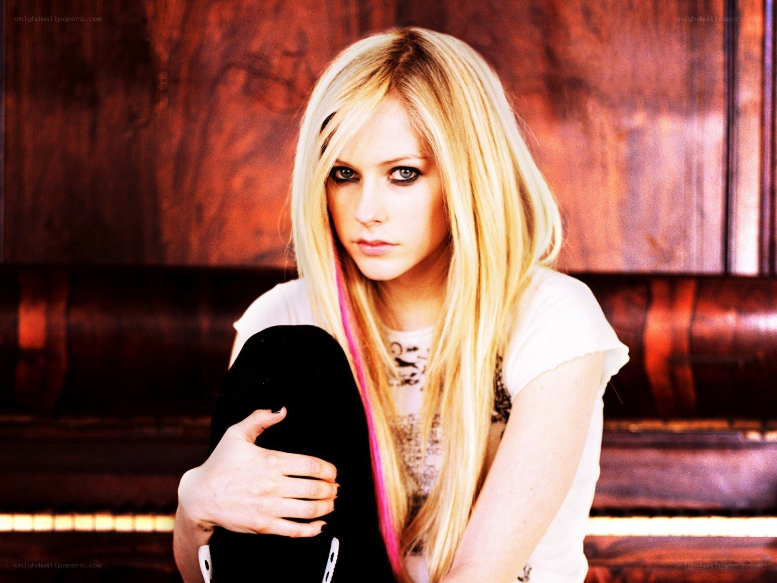 Avril Lavigne portrait