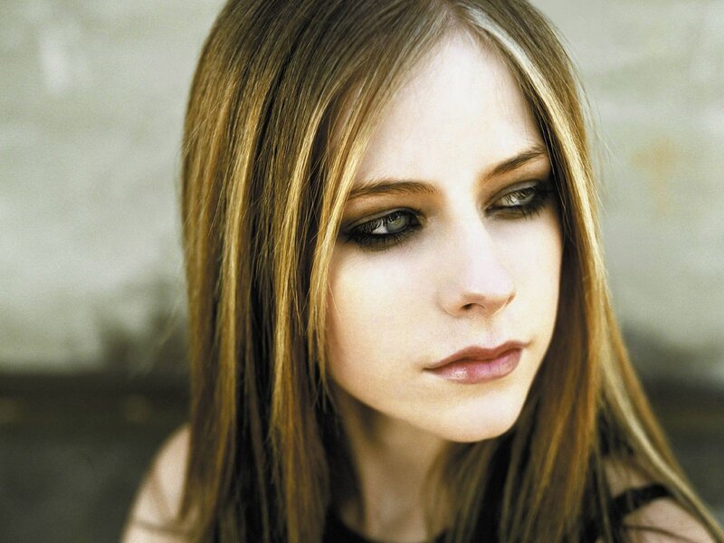 Avril Lavigne portrait
