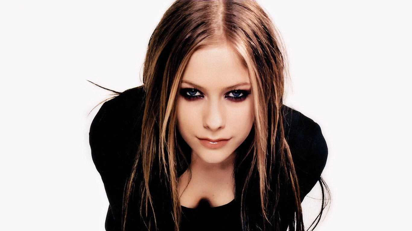 Avril Lavigne portrait