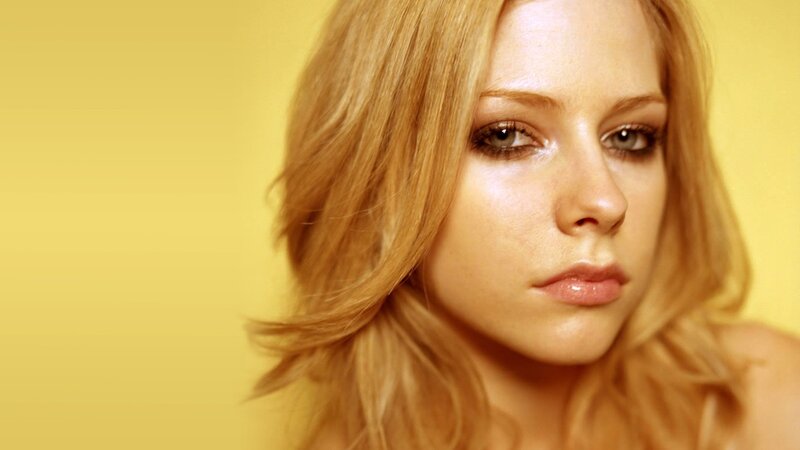 Avril Lavigne portrait