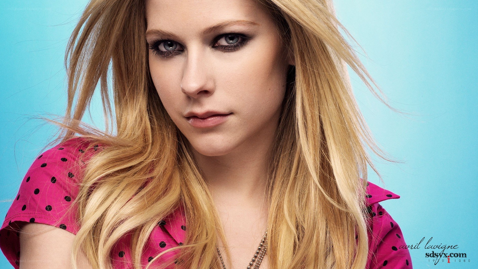 Avril Lavigne portrait