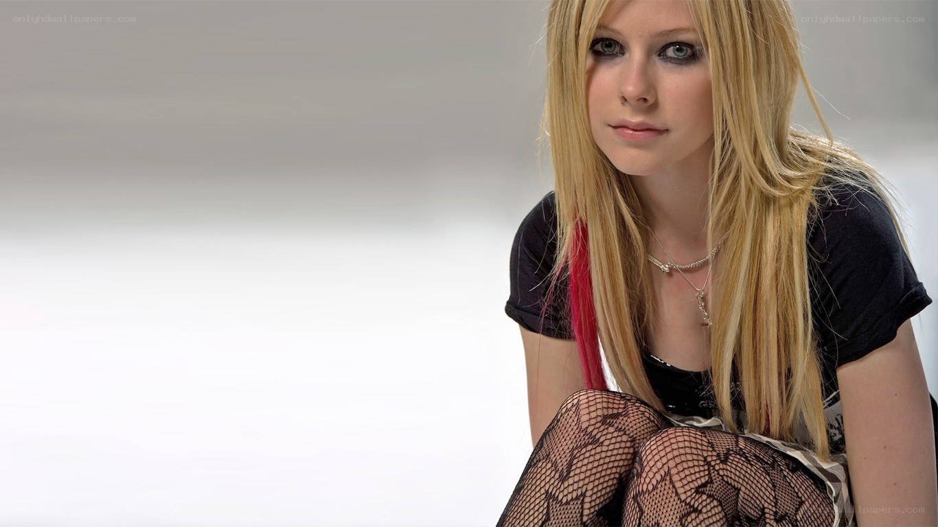 Avril Lavigne portrait