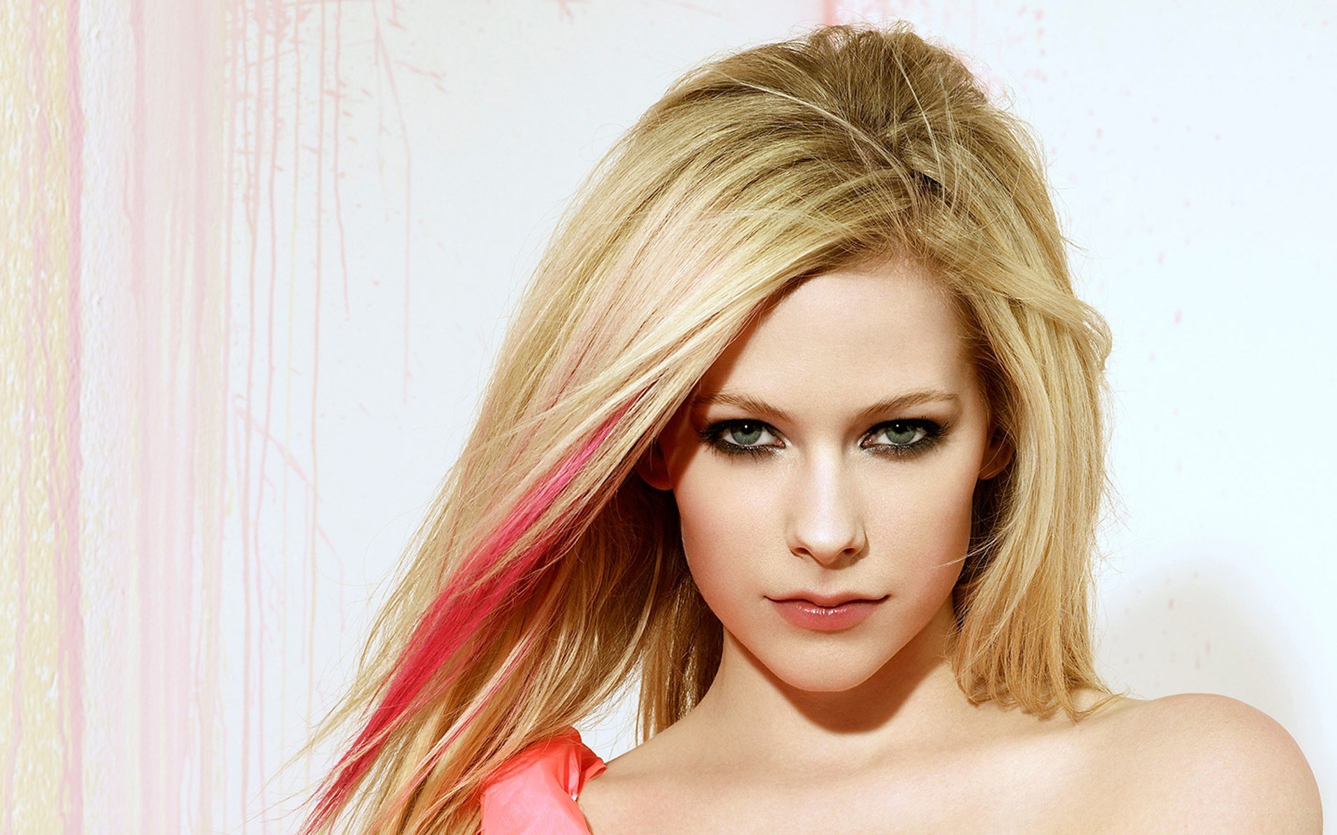 Avril Lavigne portrait