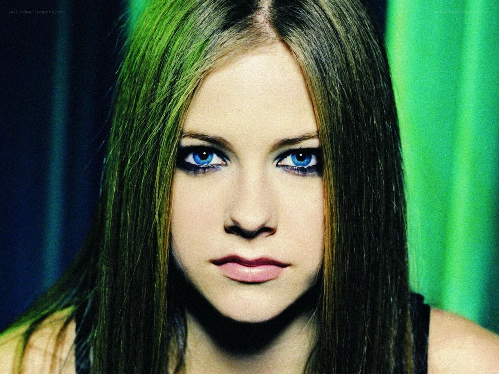 Avril Lavigne portrait