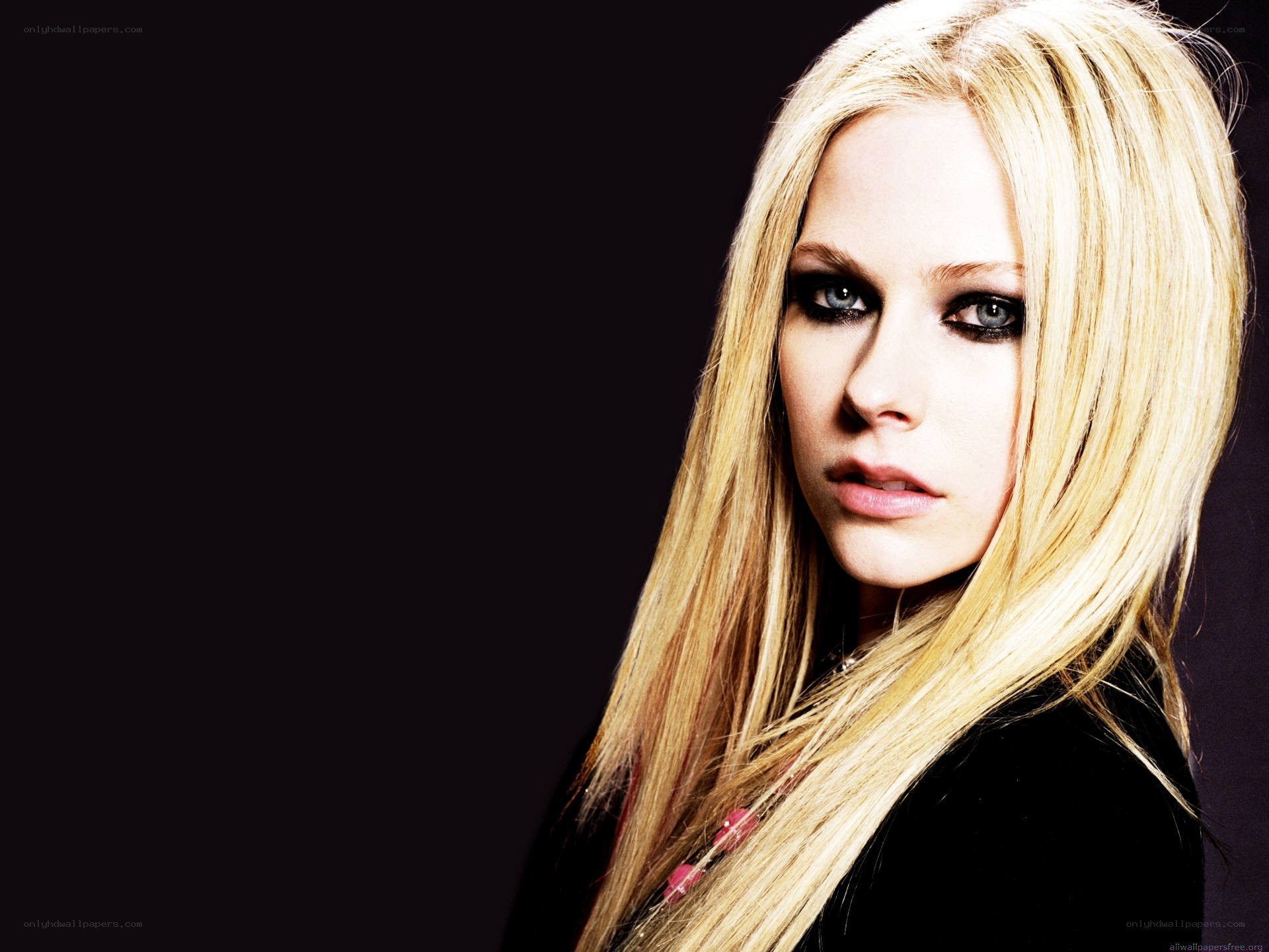 Avril Lavigne portrait