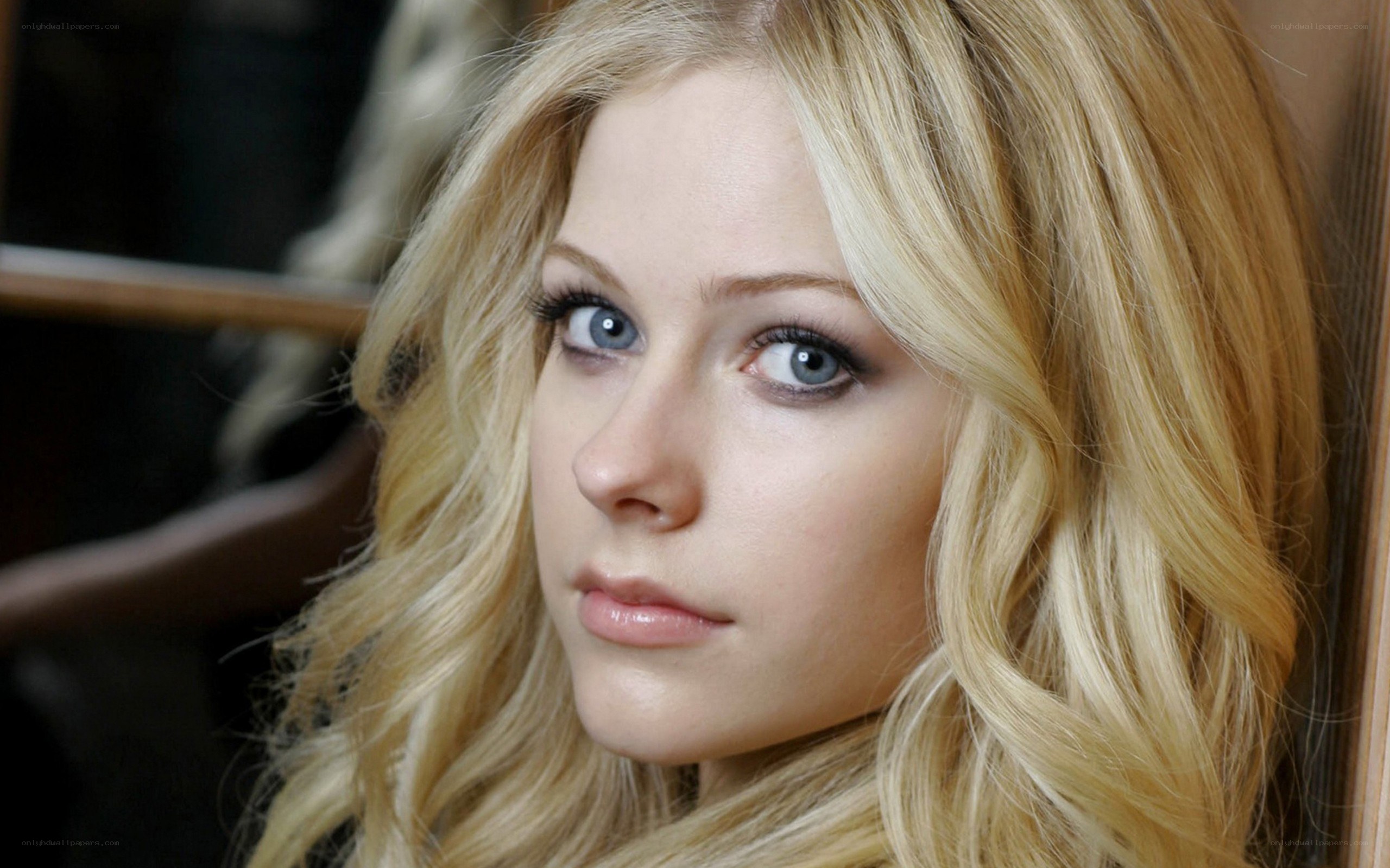Avril Lavigne portrait