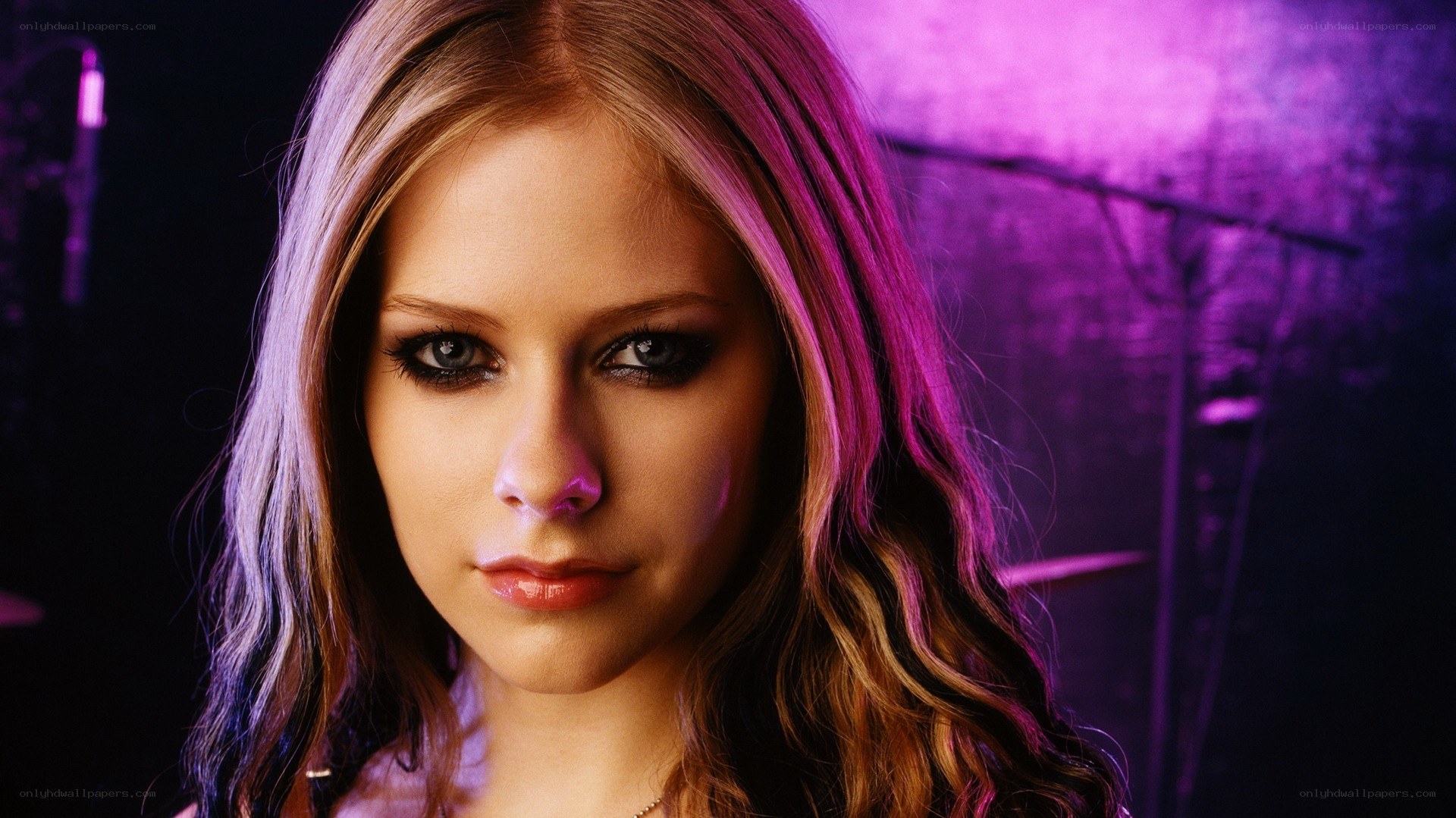 Avril Lavigne portrait