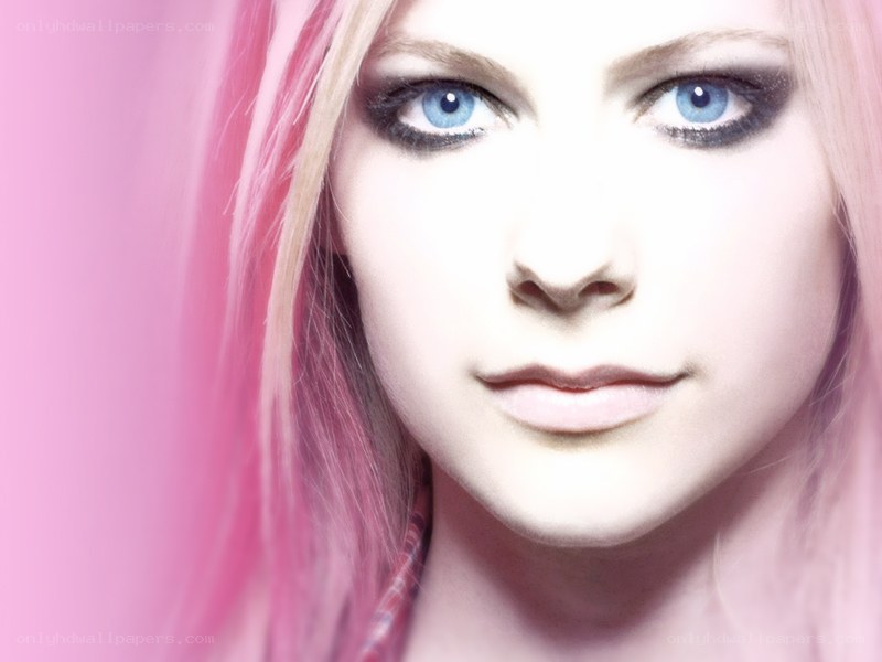 Avril Lavigne portrait