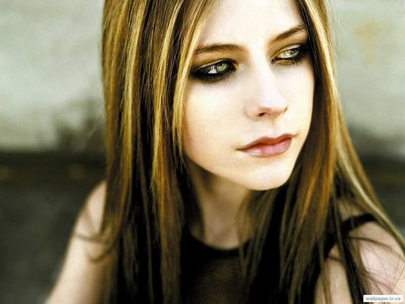 Avril Lavigne portrait