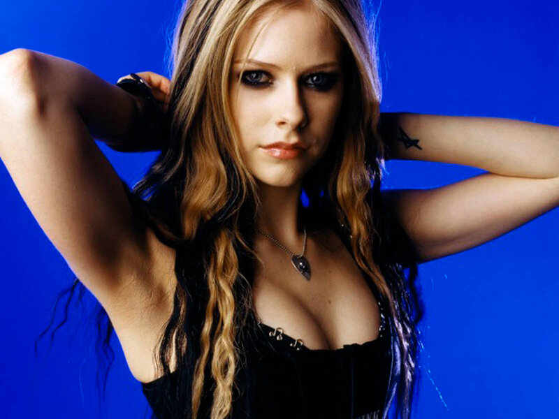 Avril Lavigne portrait