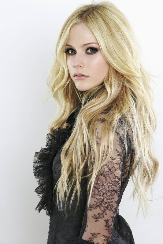 Avril Lavigne portrait