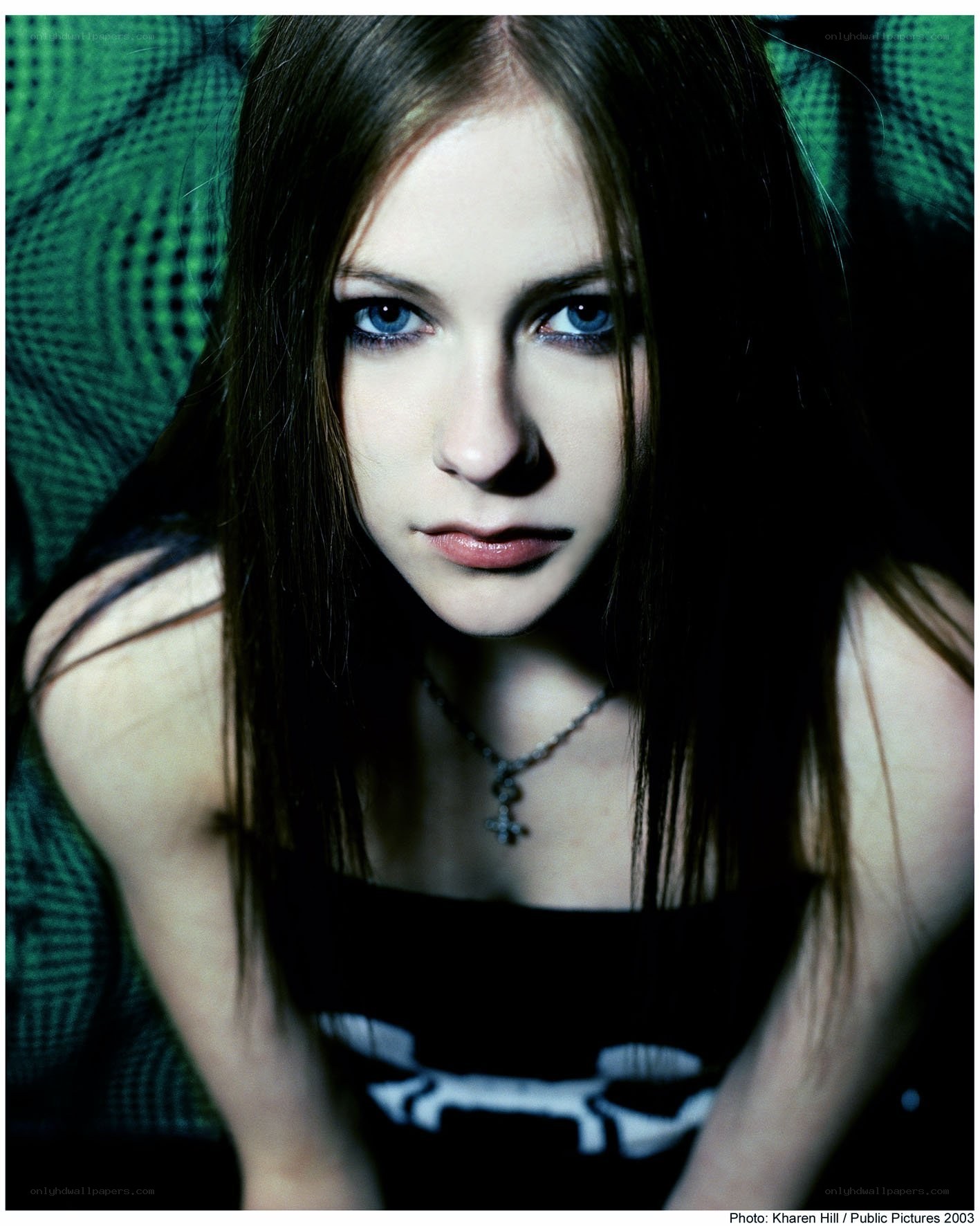 Avril Lavigne portrait