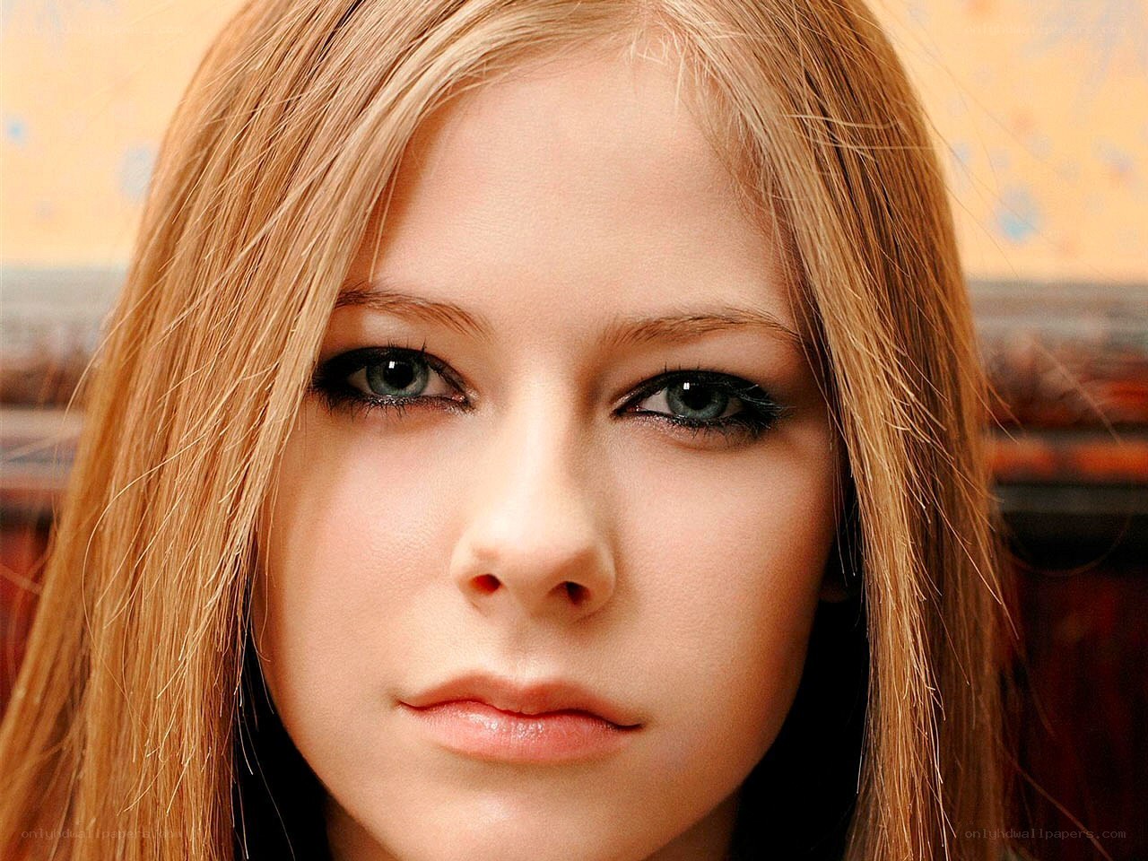 Avril Lavigne portrait