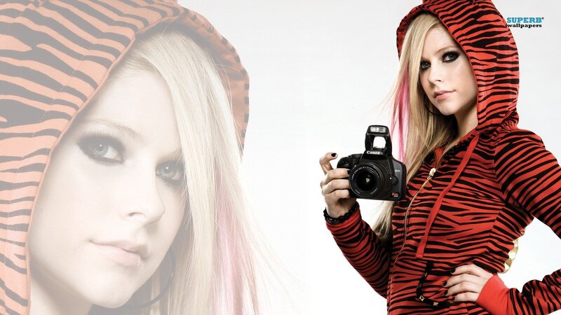 Avril Lavigne with camera
