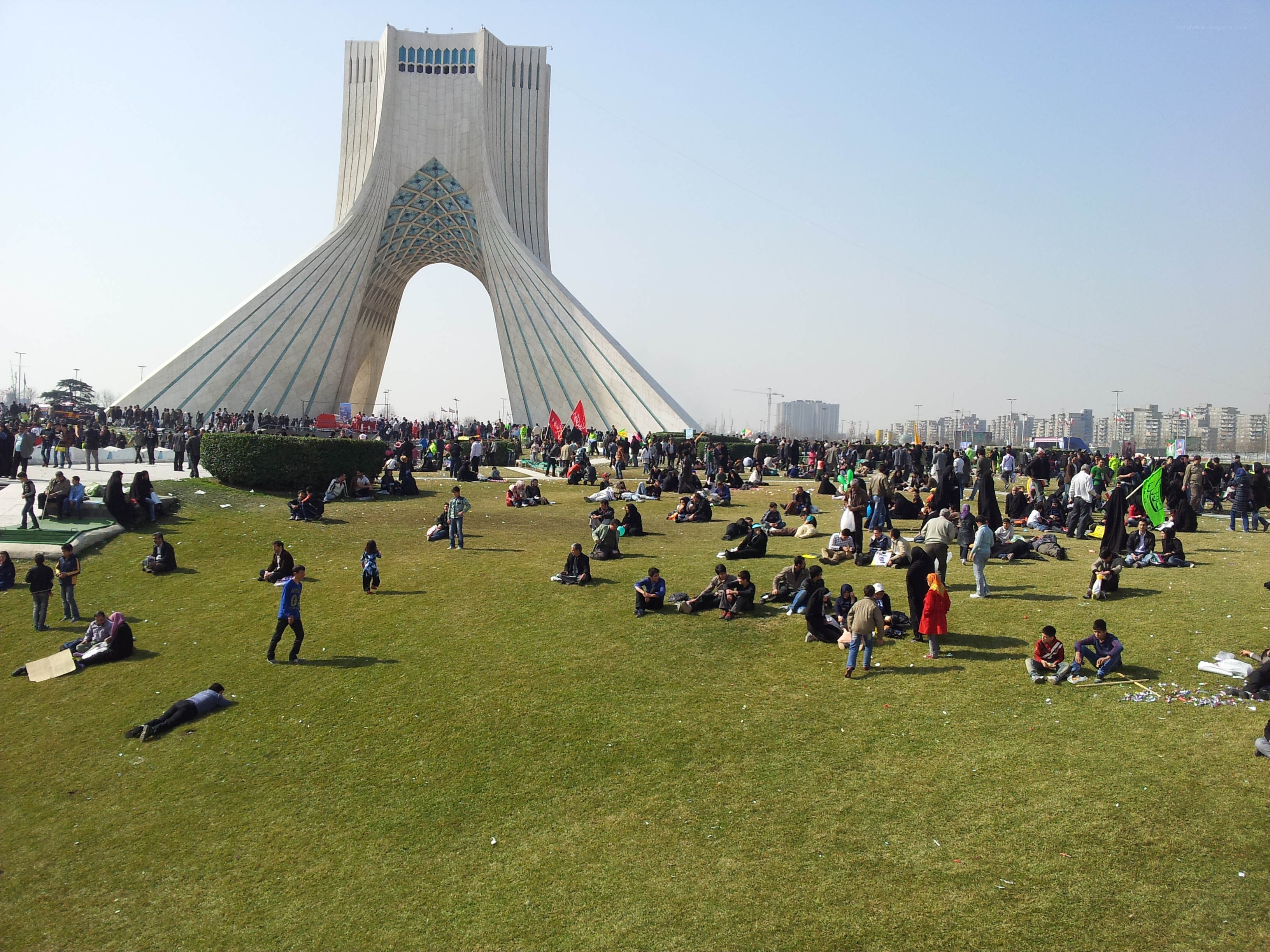 Azadi Tower and crowd