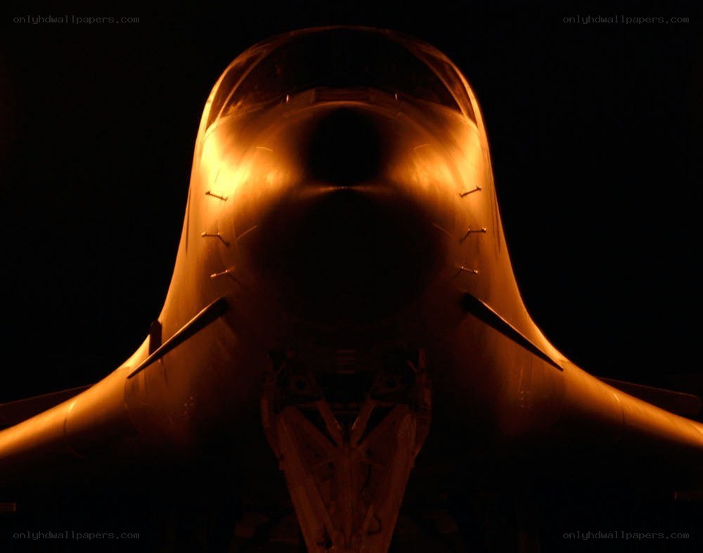 B-1 Lancer bomber at night