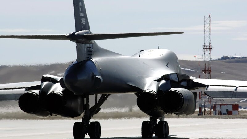 B-1 Lancer Bomber — Gray, Dramatic, Afternoon, Photograph, Aircraft