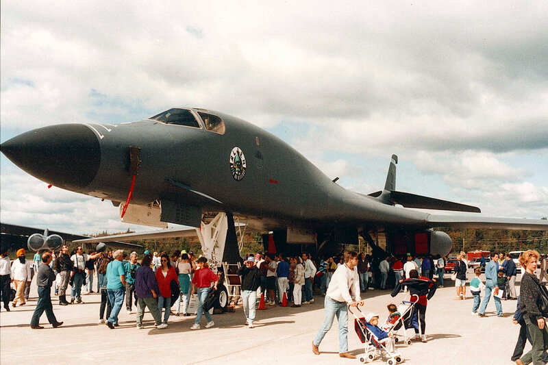 B-1 Lancer Bomber — Gray